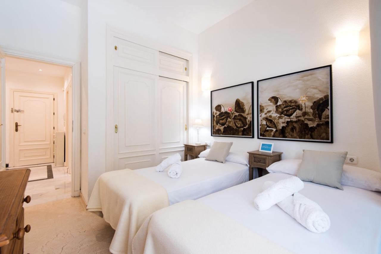Rentandhomes Beachfront Marbella Center Buitenkant foto