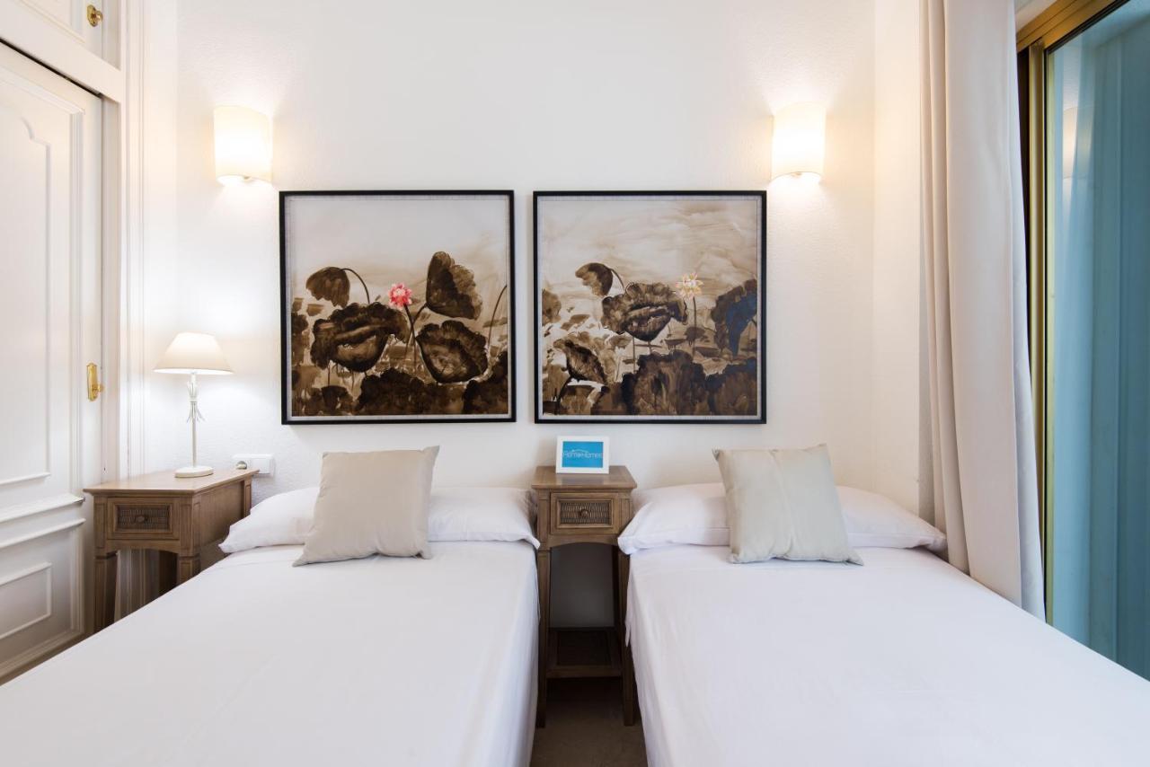 Rentandhomes Beachfront Marbella Center Buitenkant foto
