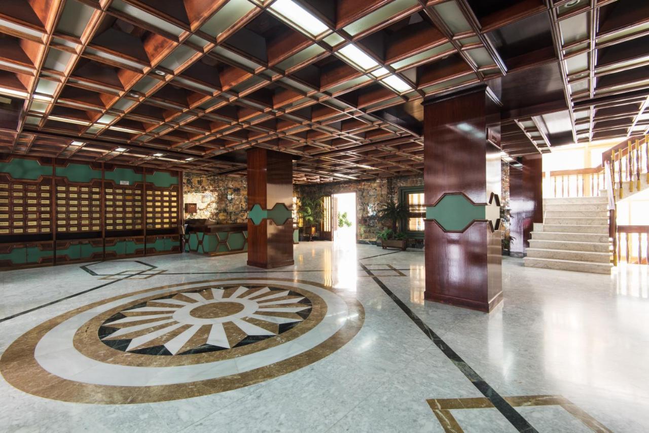 Rentandhomes Beachfront Marbella Center Buitenkant foto