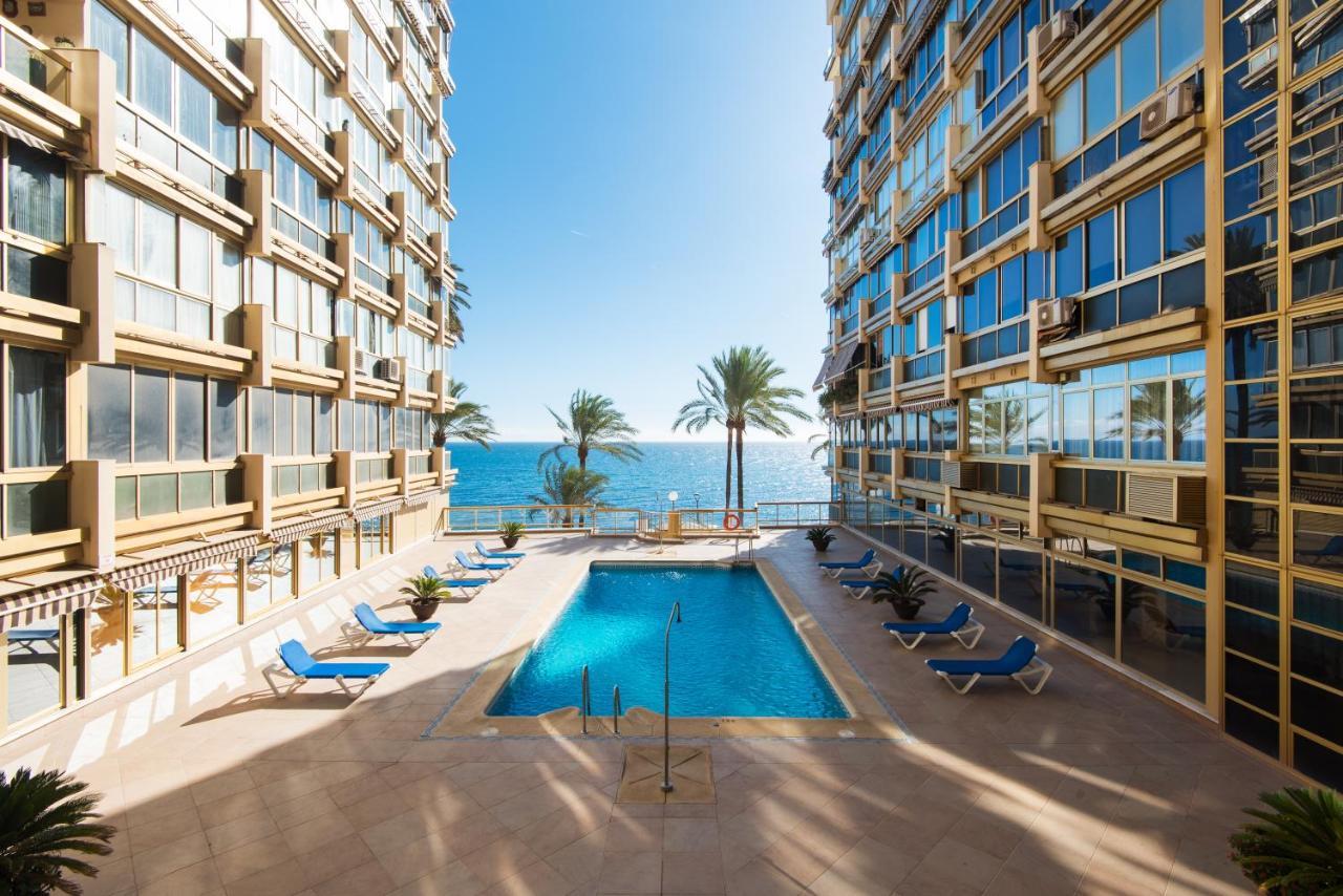 Rentandhomes Beachfront Marbella Center Buitenkant foto